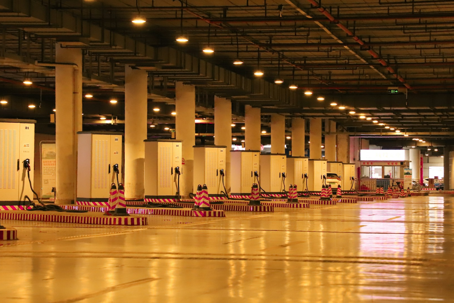 flooring & warehouses