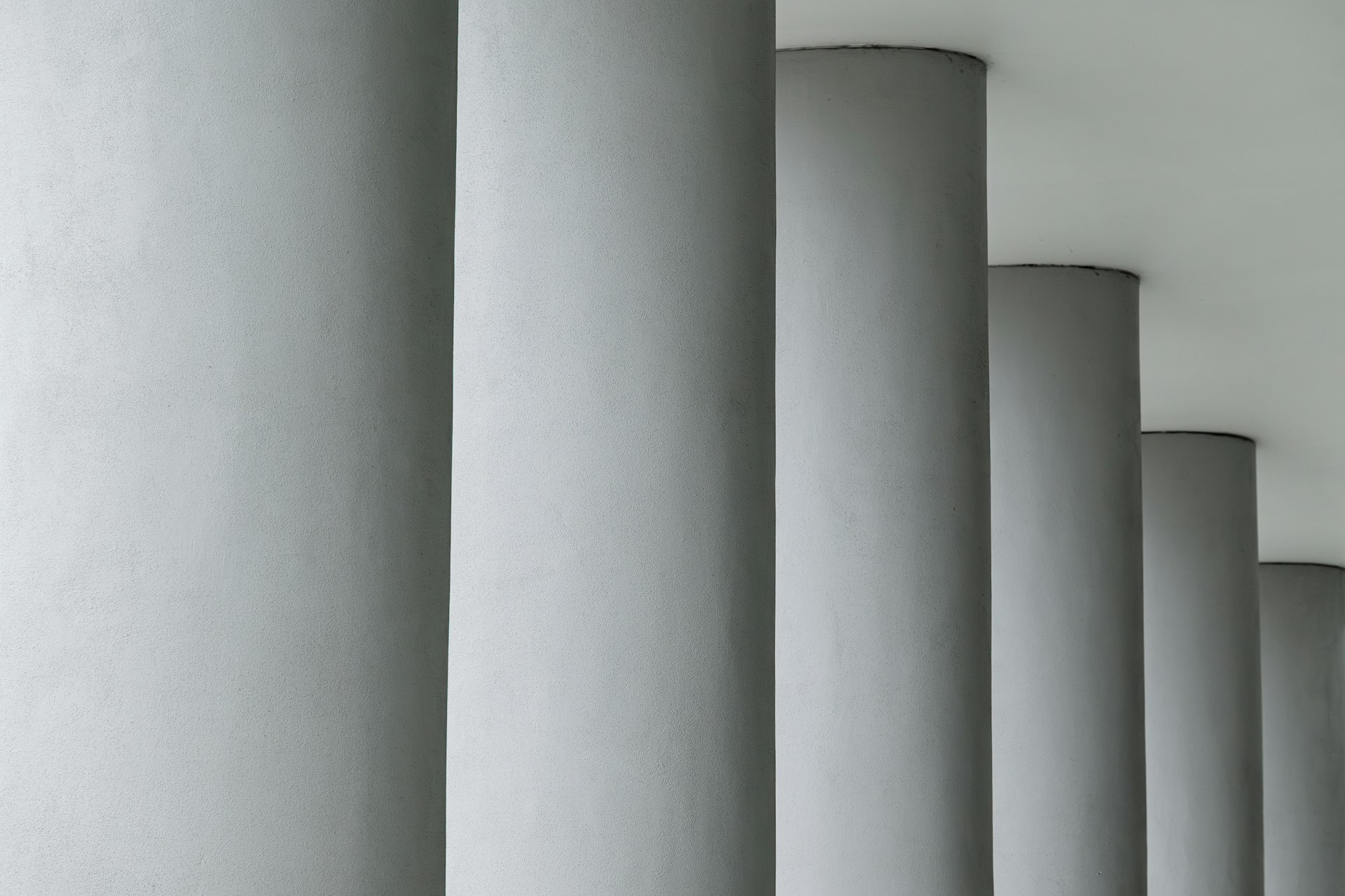 poles pipes