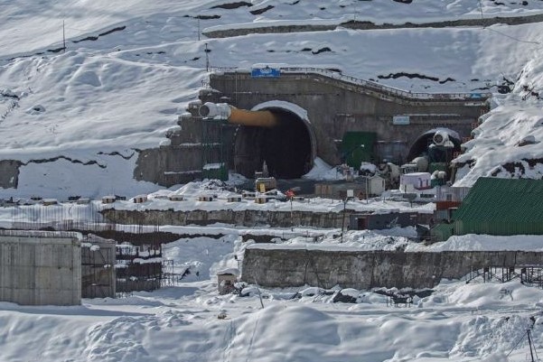 construction of the zojila tunnel zojilla 1 (1)